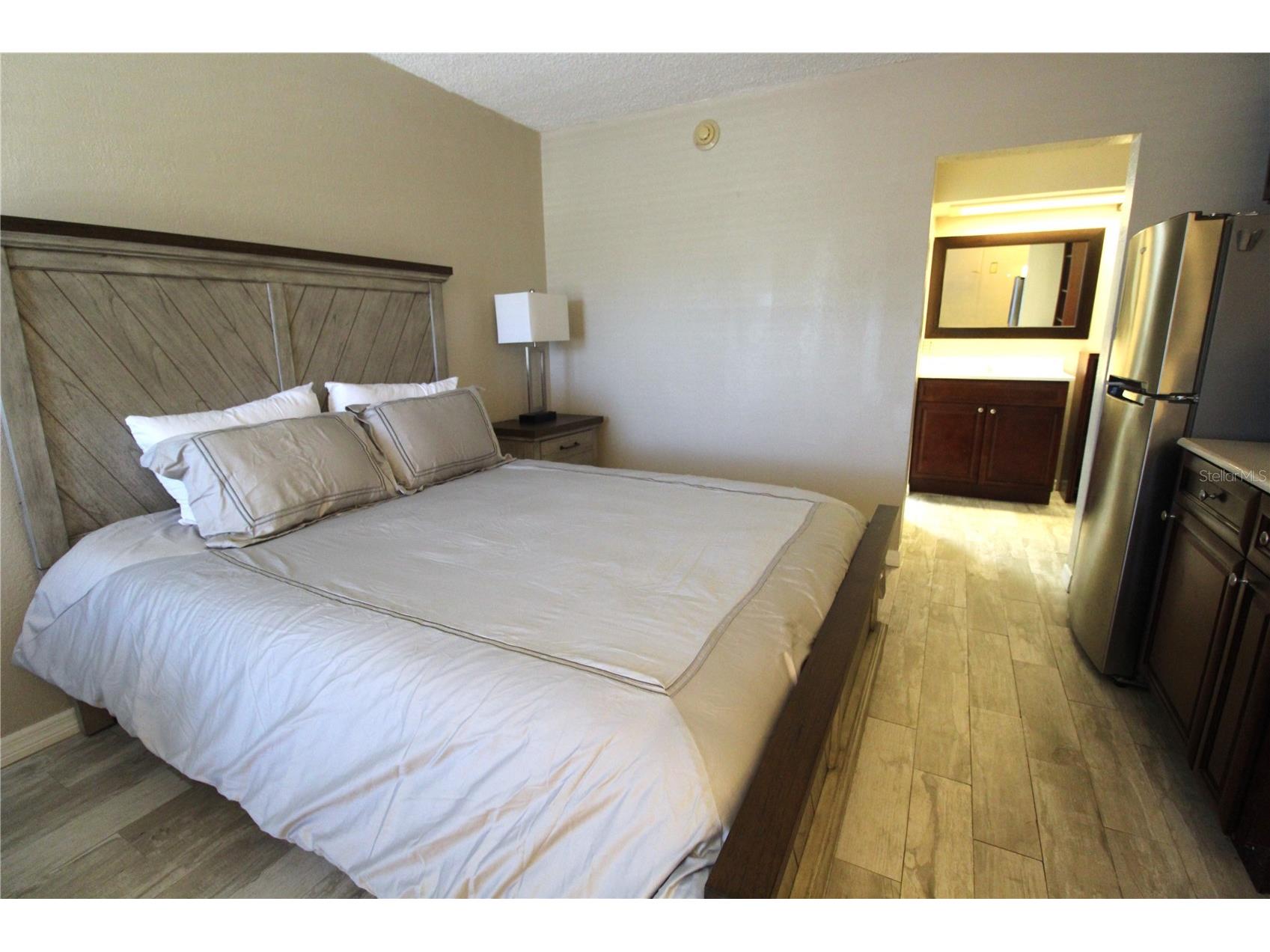 7150 N Tamiami Trail #C226 Sarasota FL 34243 A4687237 image10