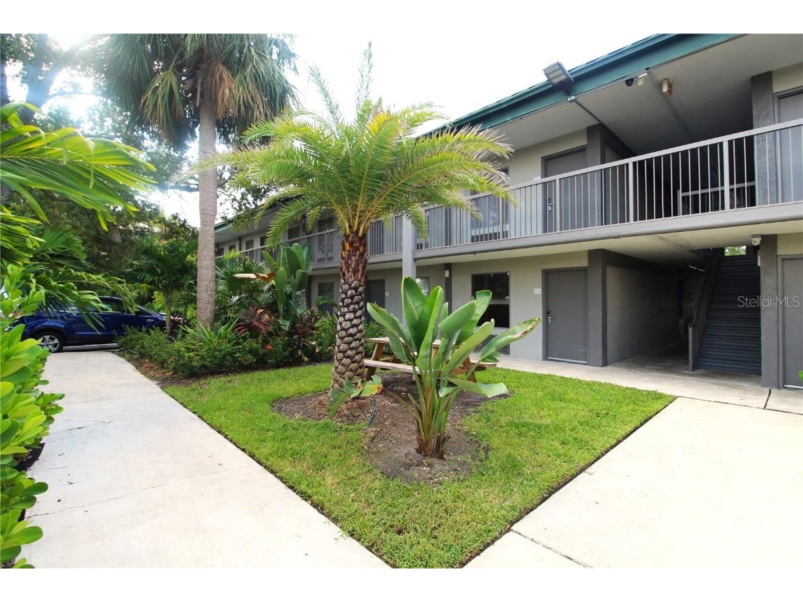 7150 N Tamiami Trail #N-318 Sarasota FL 34243 A4586837 image1