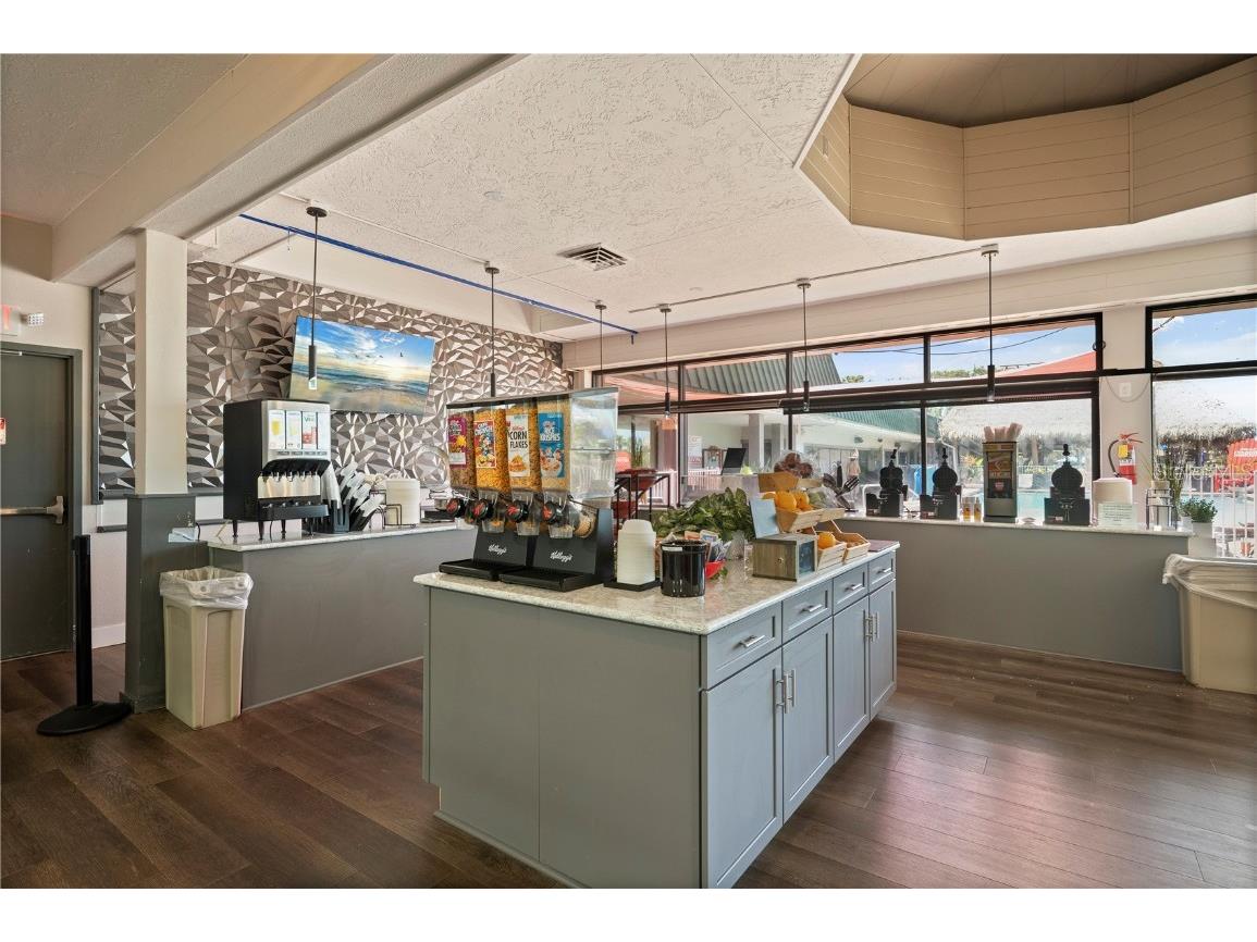 7150 N Tamiami Trail #S-600 Sarasota FL 34243 C7508676 image20