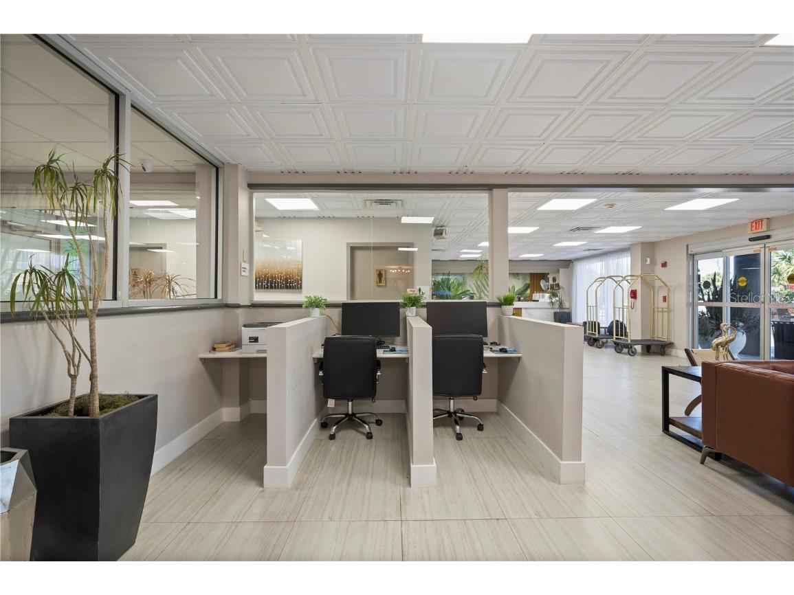 7150 N Tamiami Trail #S-600 Sarasota FL 34243 C7508676 image25