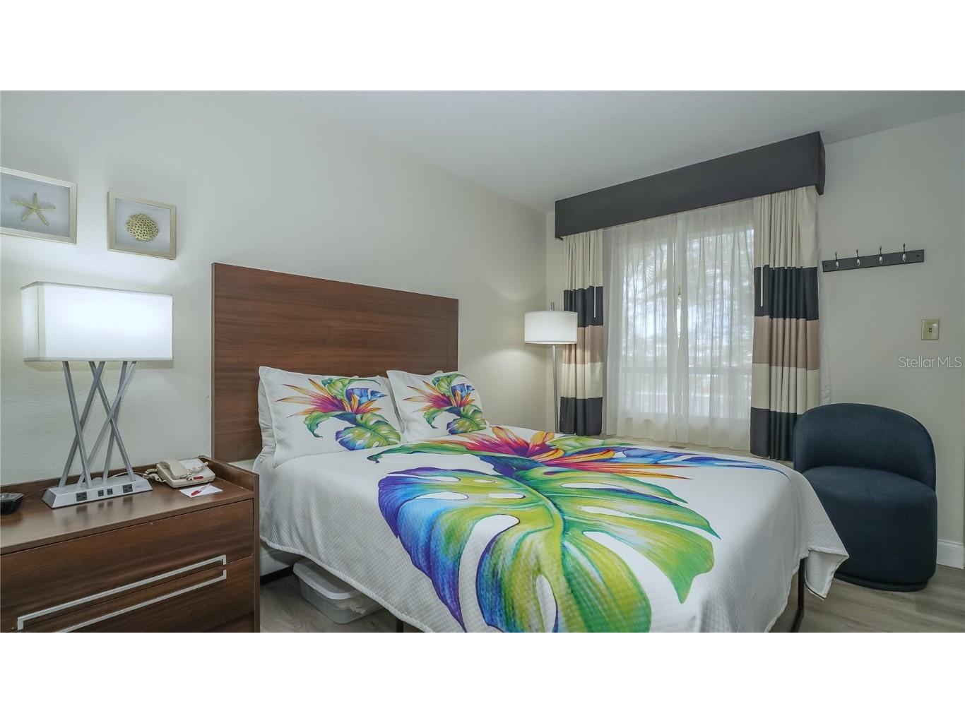 7150 N Tamiami Trail #S-600 Sarasota FL 34243 C7508676 image4