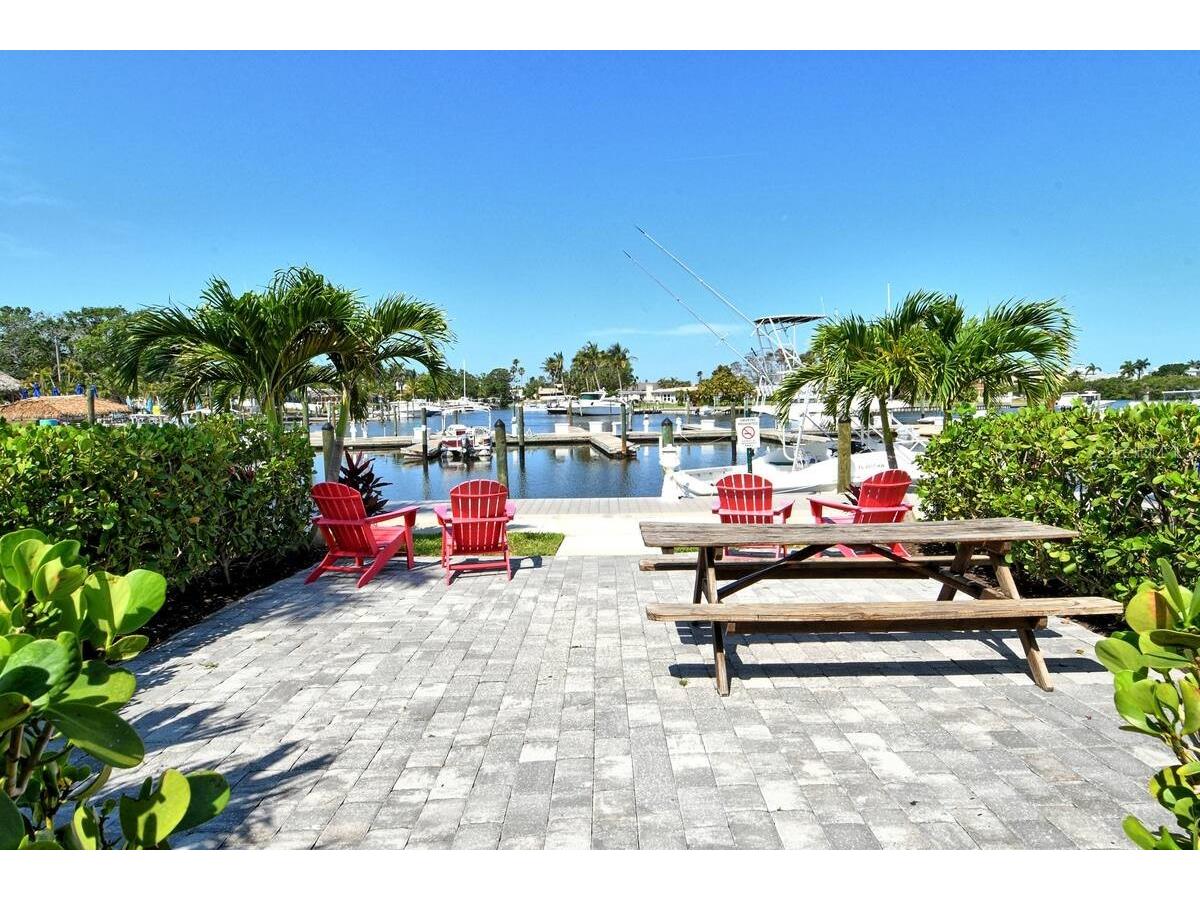 7150 N Tamiami Trail #S-612 Sarasota FL 34243 A4684634 image2