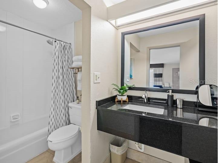 7150 N Tamiami Trail #S-613 Sarasota FL 34243 A4671328 image14