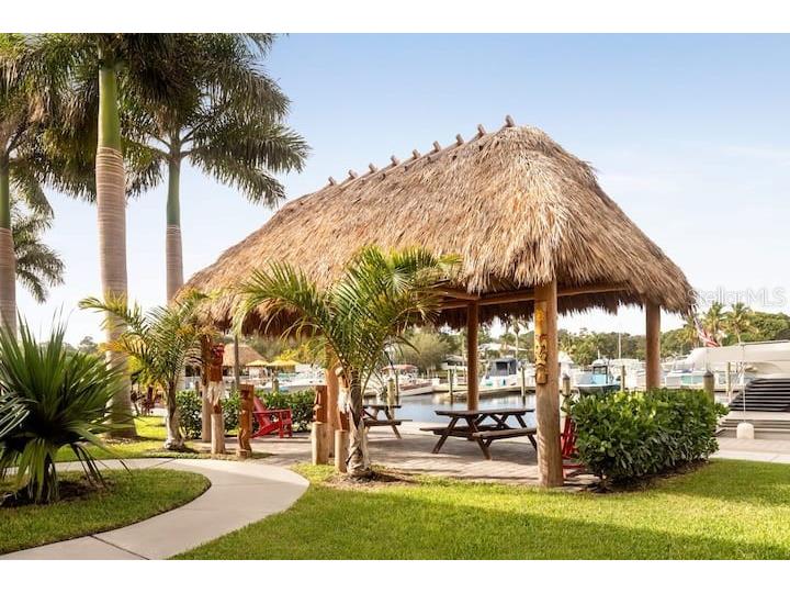 7150 N Tamiami Trail #S-613 Sarasota FL 34243 A4671328 image4