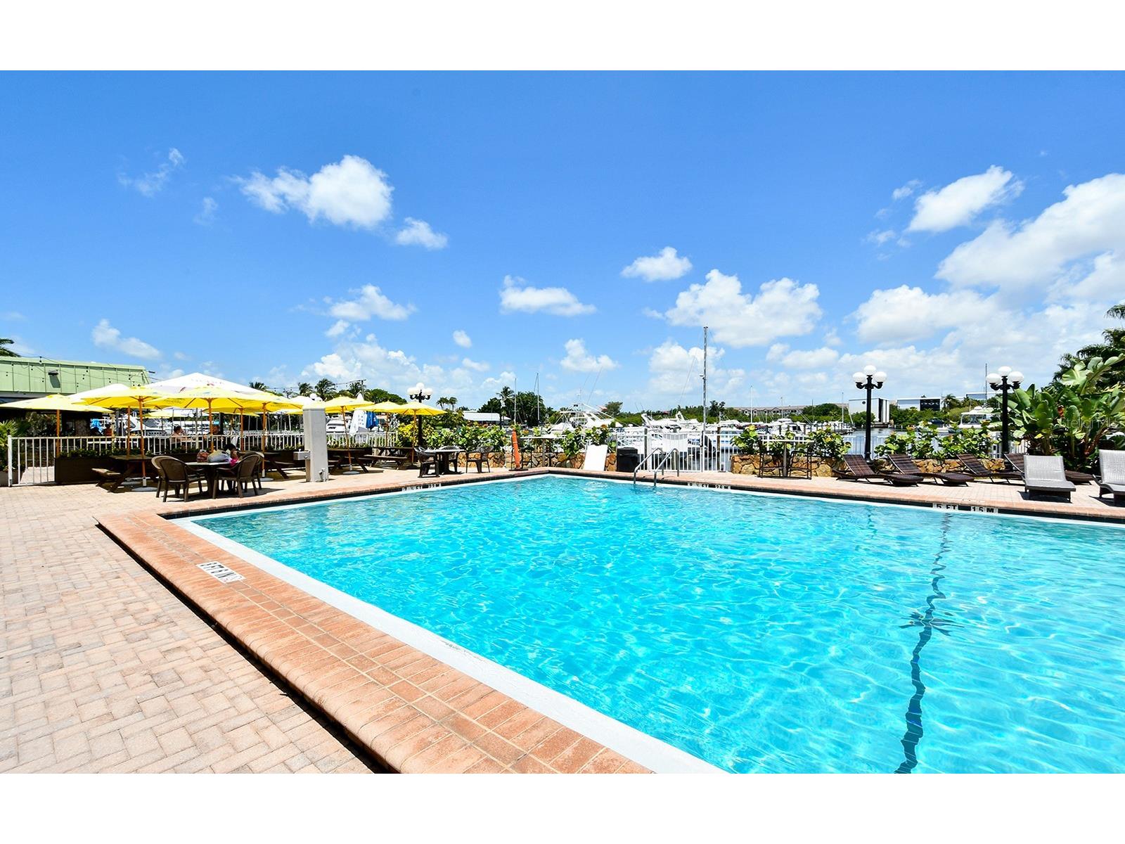 7150 N Tamiami Trail #S-614 Sarasota FL 34243 A4684819 image13