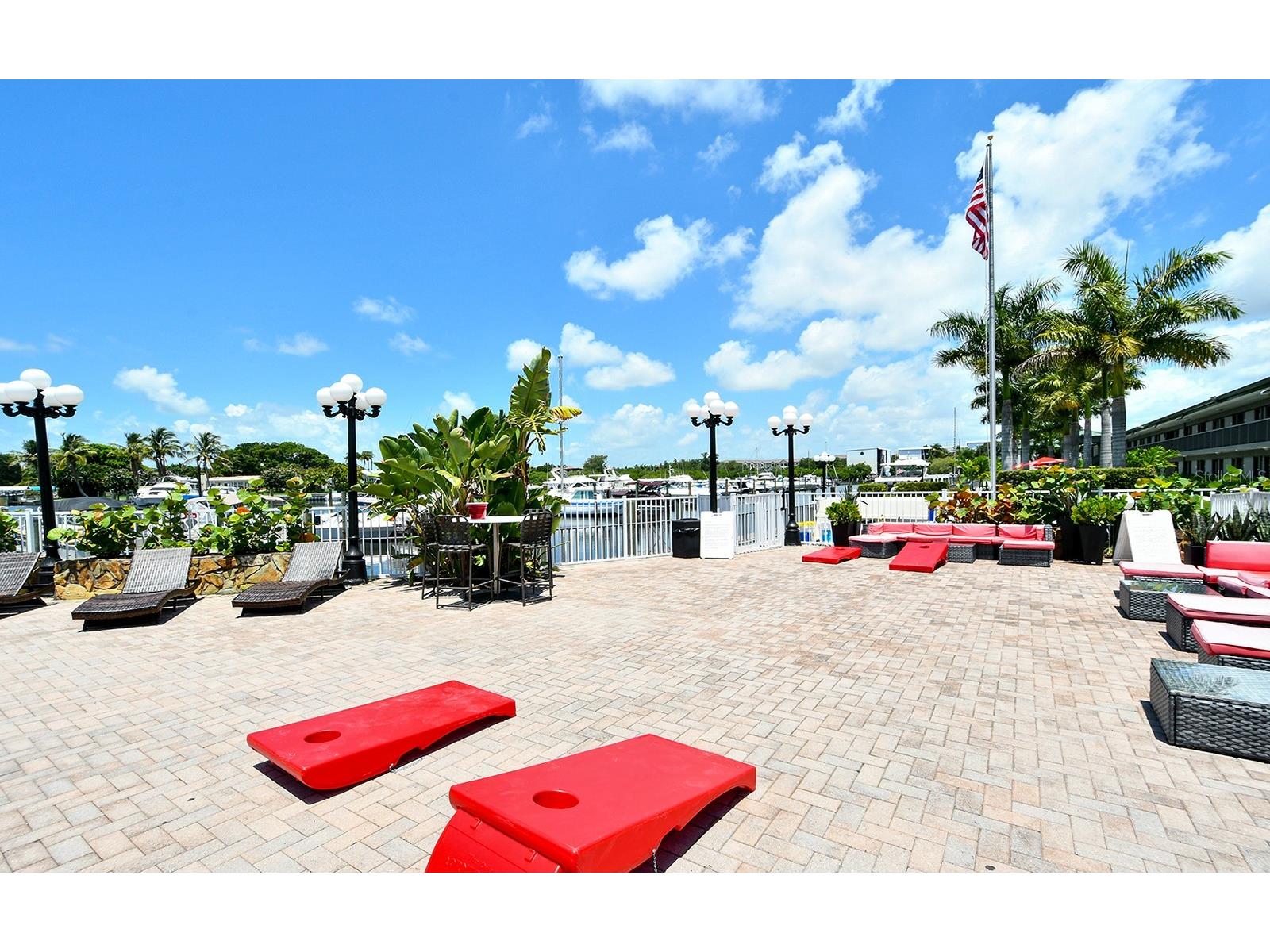 7150 N Tamiami Trail #S-614 Sarasota FL 34243 A4684819 image18