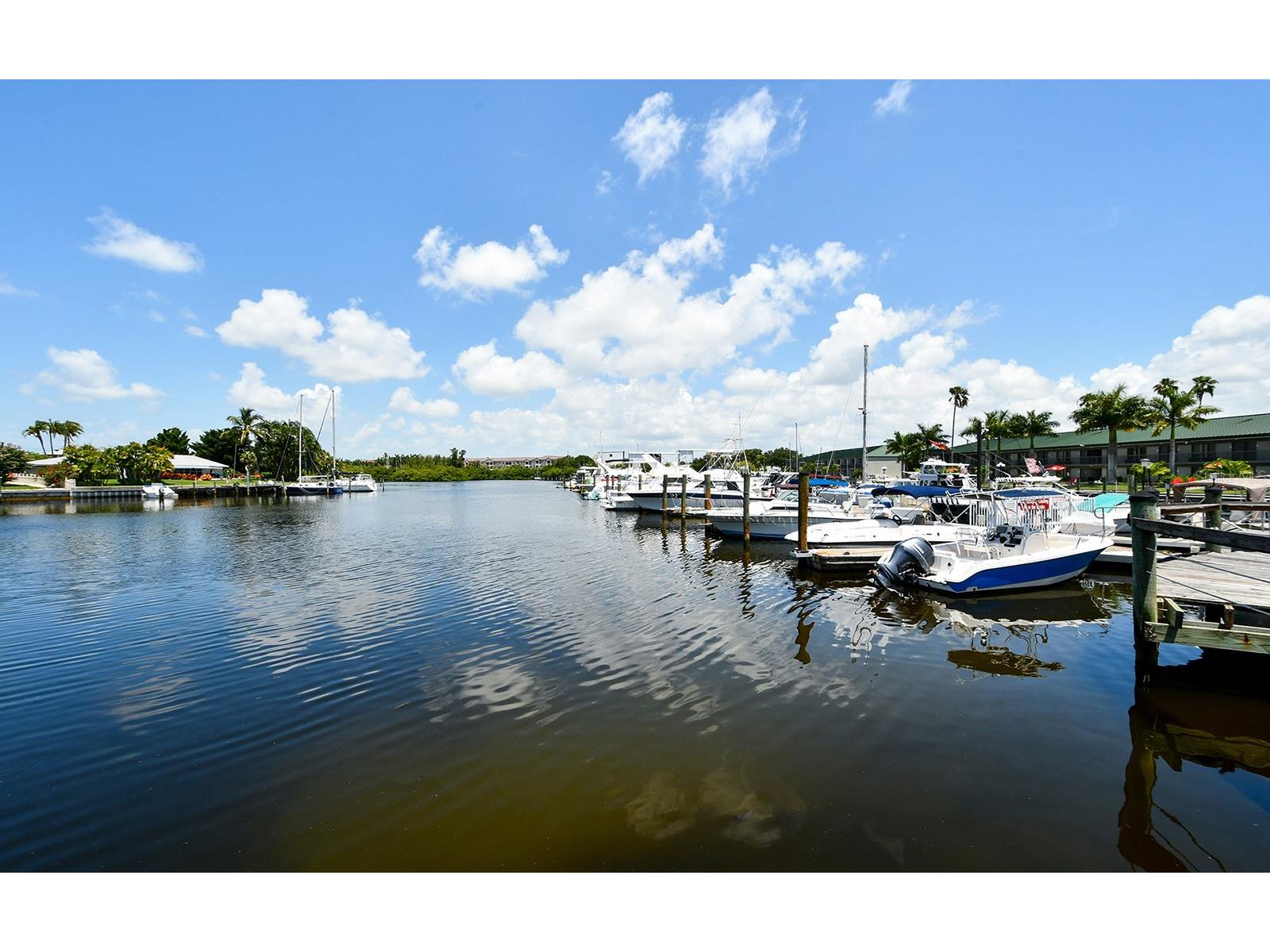 7150 N Tamiami Trail #S-614 Sarasota FL 34243 A4684819 image2