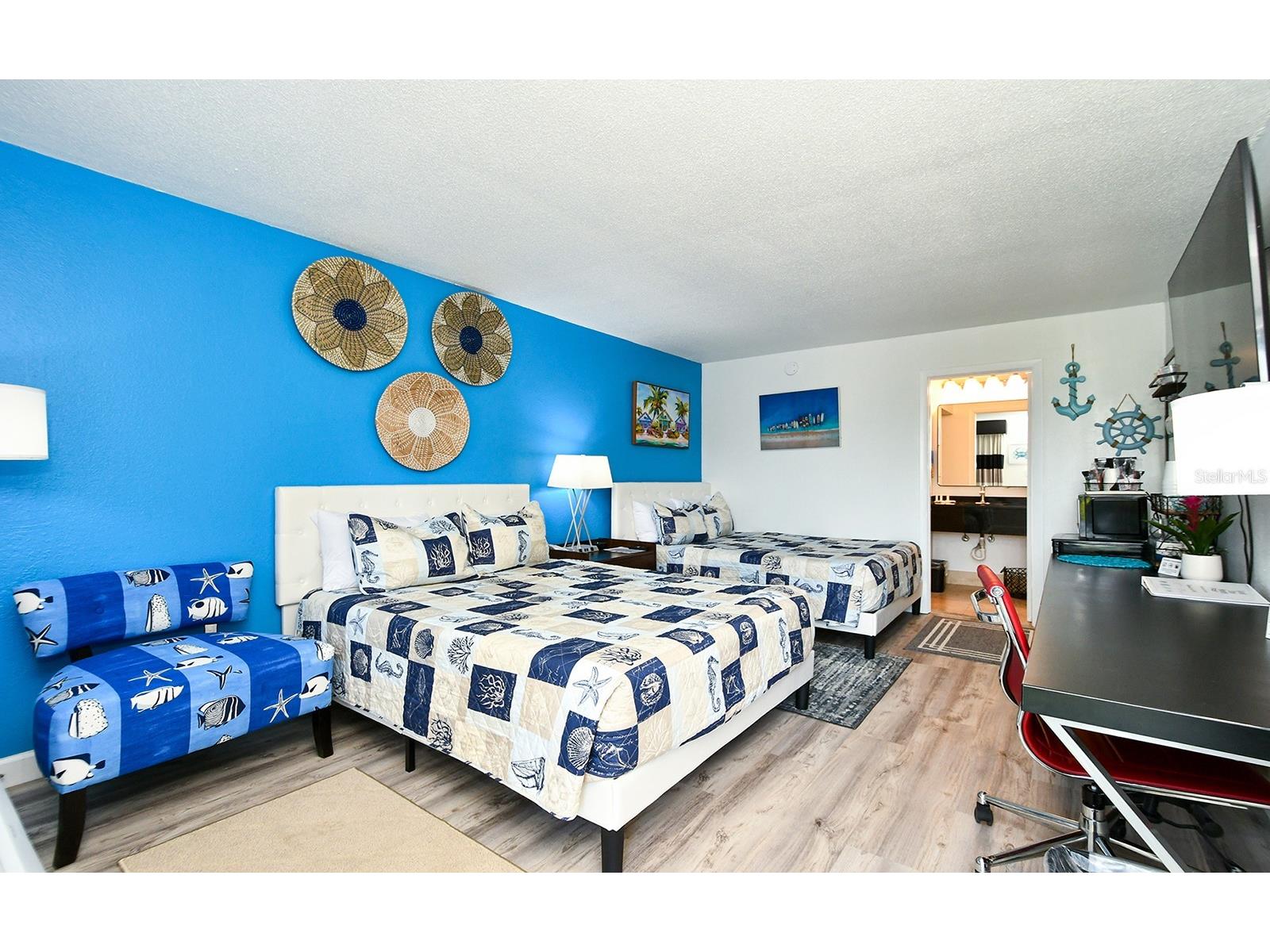 7150 N Tamiami Trail #S-614 Sarasota FL 34243 A4684819 image3