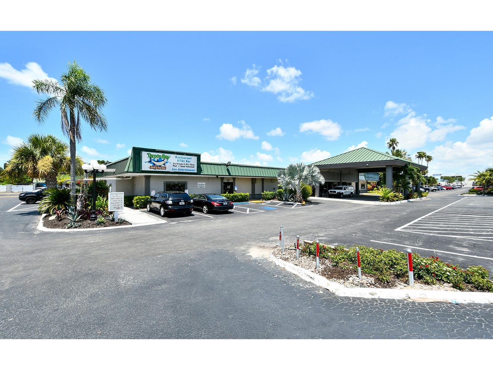 7150 N Tamiami Trail #S-614 Sarasota FL 34243 A4684819 image9