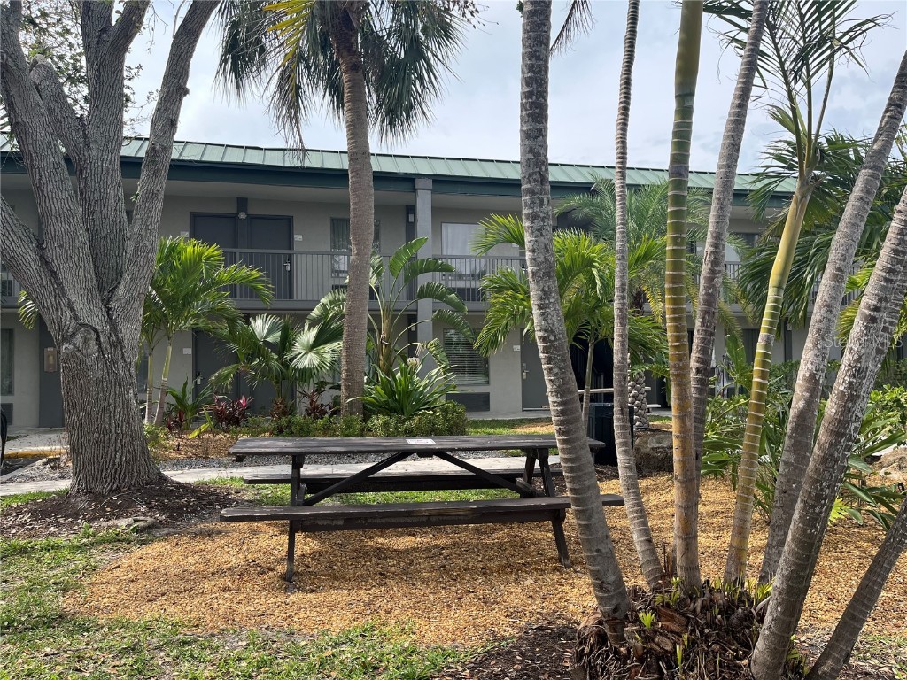 7150 N Tamiami Trail #S510 Sarasota FL 34243 A4640677 image9