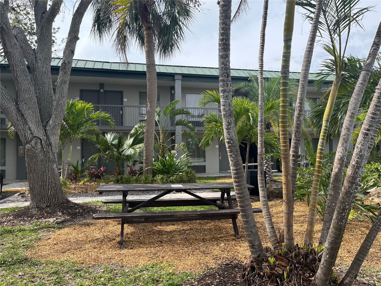 7150 N Tamiami Trail #S512 Sarasota FL 34243 A4641756 image5