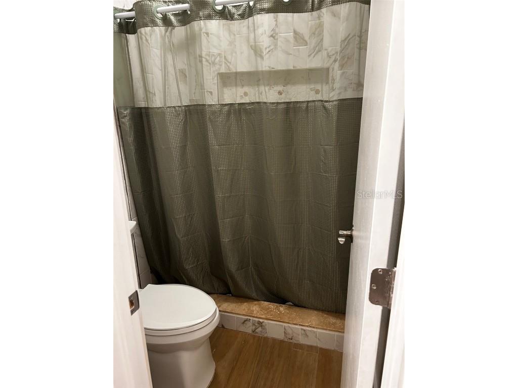 7150 N Tamiami Trail #S515 Sarasota FL 34243 B4902118 image9