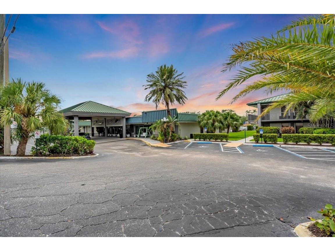 7150 N Tamiami Trail #S615 Sarasota FL 34243 A4664014 image26