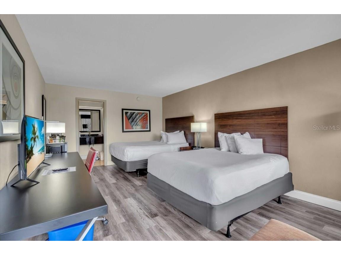 7150 N Tamiami Trail #S615 Sarasota FL 34243 A4664014 image3