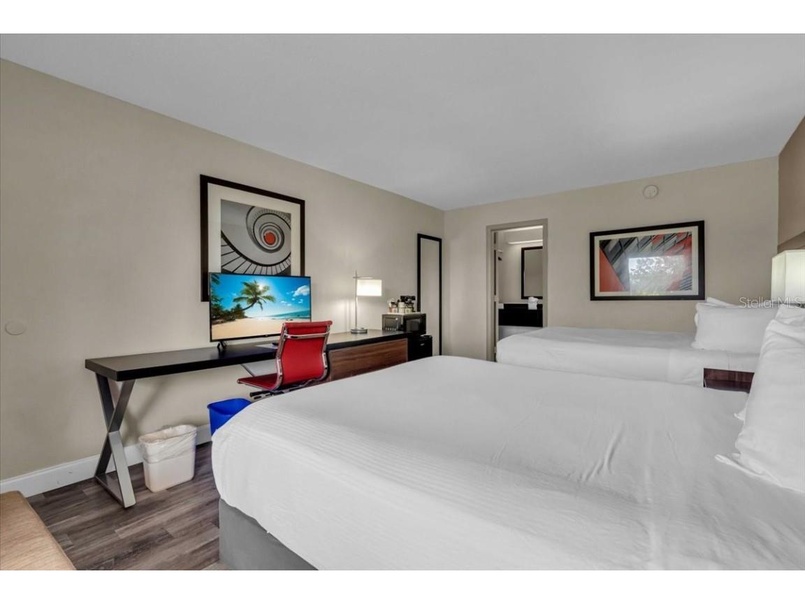 7150 N Tamiami Trail #S615 Sarasota FL 34243 A4664014 image4