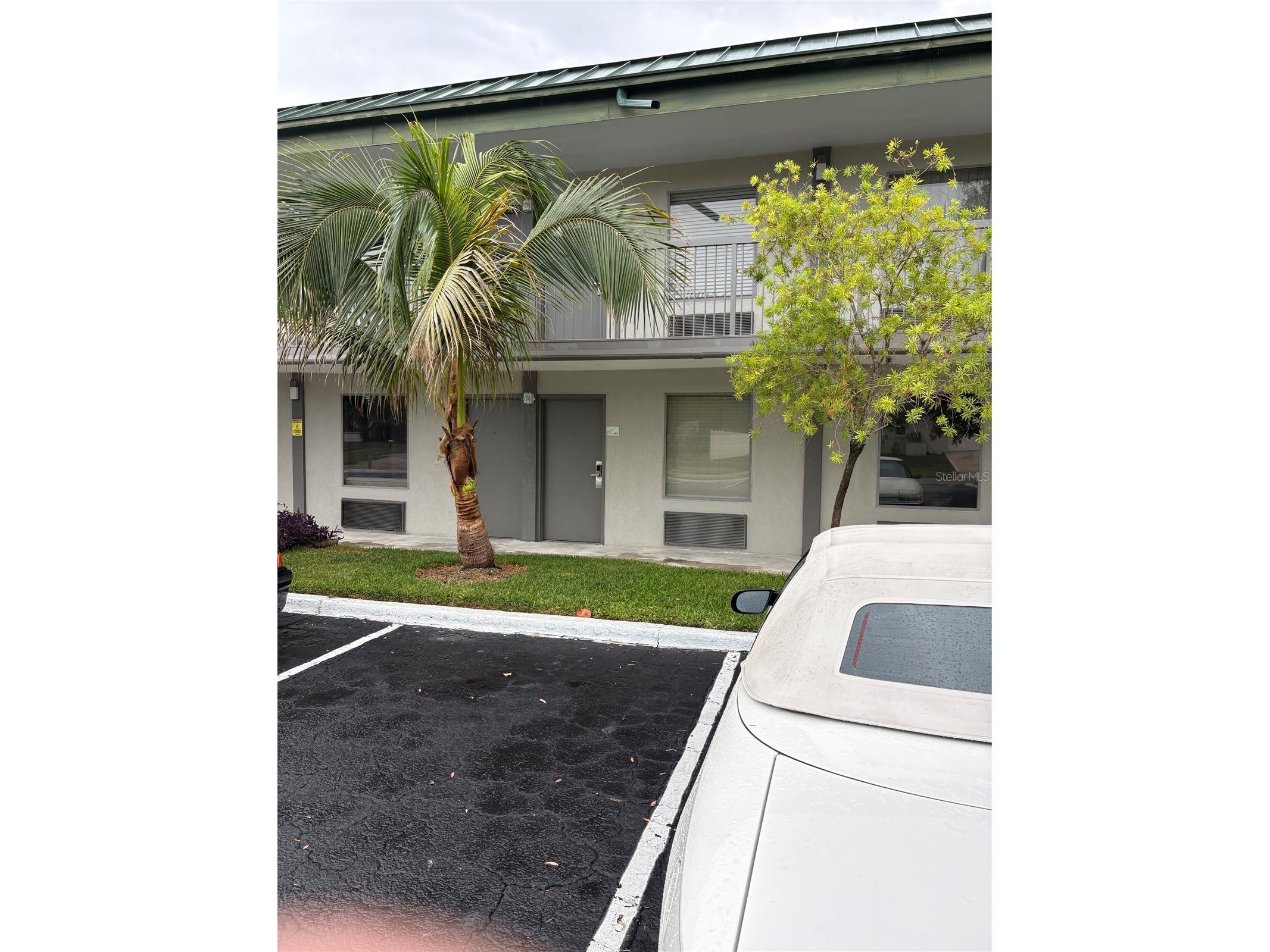 7150 N Tamiami Trl #S503 Sarasota FL 34243 A4696866 image1