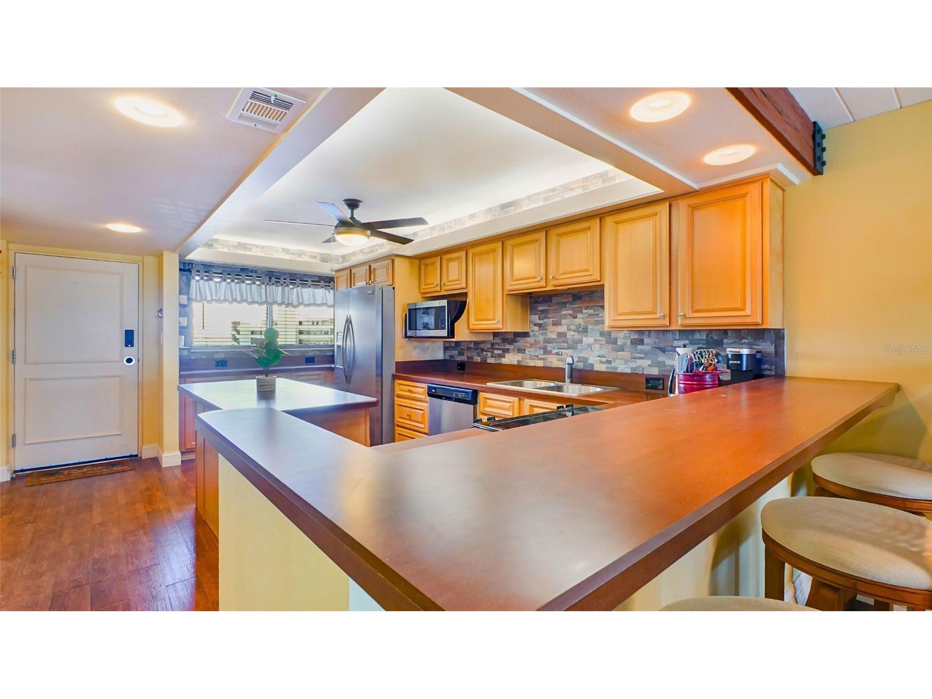 7150 Sunset #903E Saint Pete Beach FL 33706 TB8466316 image5