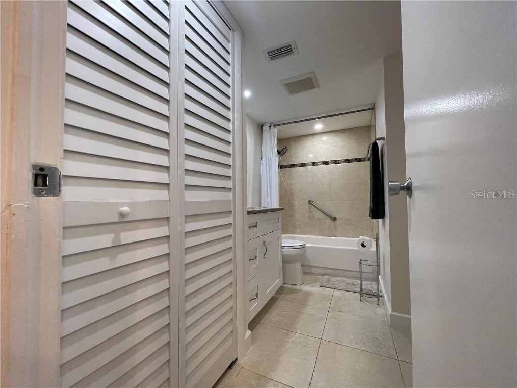 7150 Sunset Way #203 Saint Petersburg FL 33706 TB8395593 image15