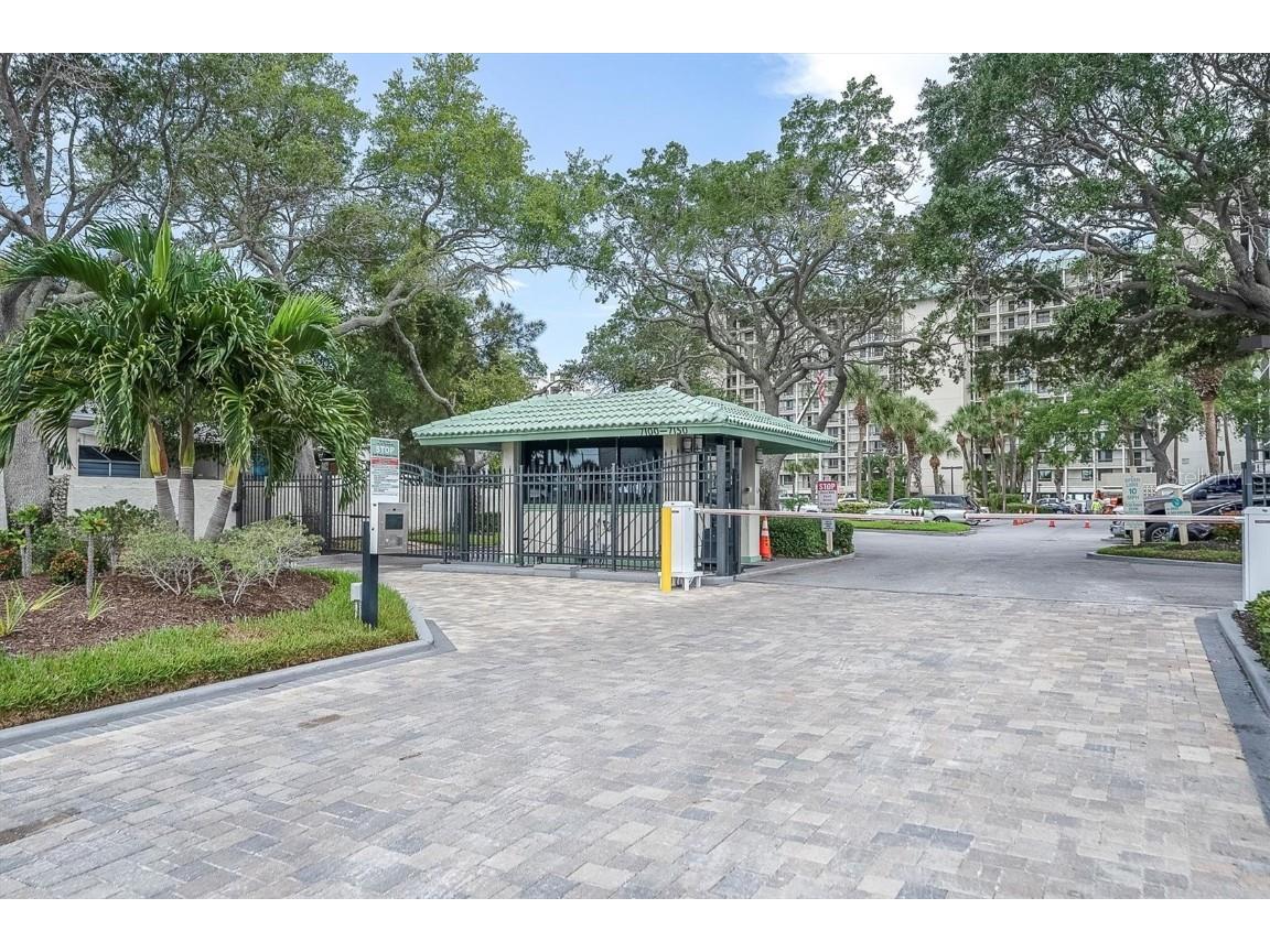 7150 Sunset Way #405 Saint Pete Beach FL 33706 TB8382604 image25