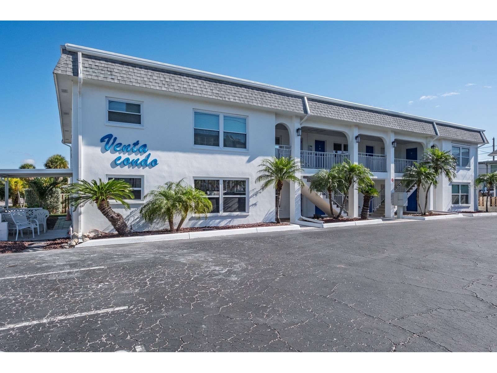 7151 Sunset Way #10 Saint Pete Beach FL 33706 TB8465454 image1