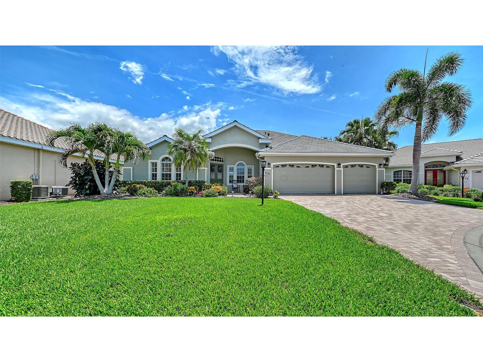 7151 Wainscott Court Sarasota FL 34238 A4695421 image1