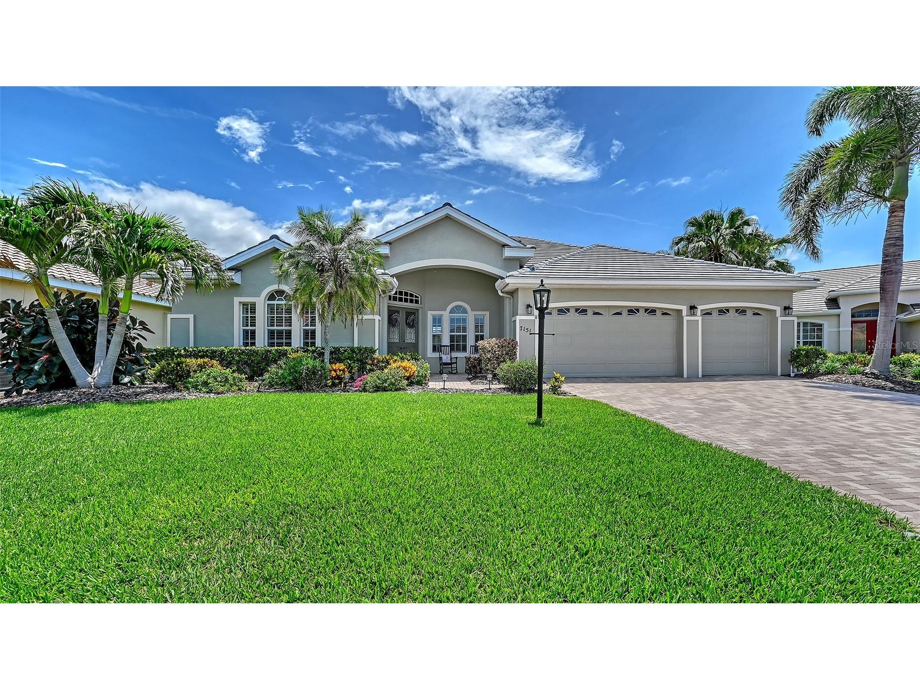 7151 Wainscott Court Sarasota FL 34238 A4695421 image2
