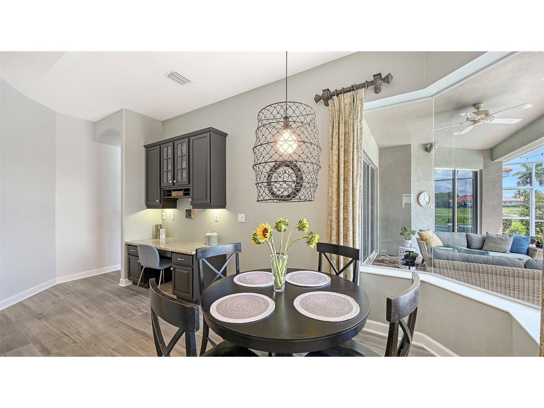 7151 Wainscott Court Sarasota FL 34238 A4695421 image27