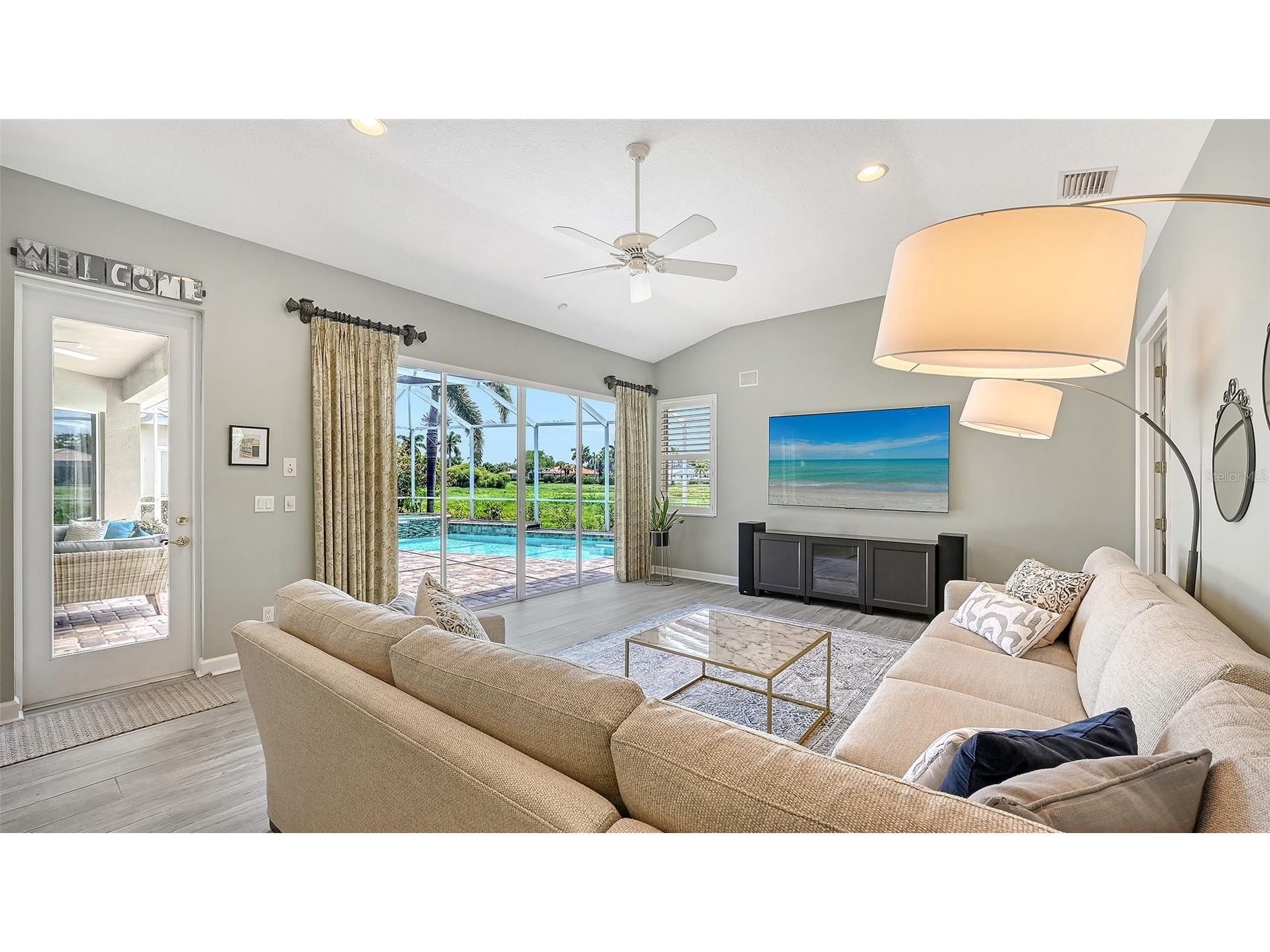 7151 Wainscott Court Sarasota FL 34238 A4695421 image34