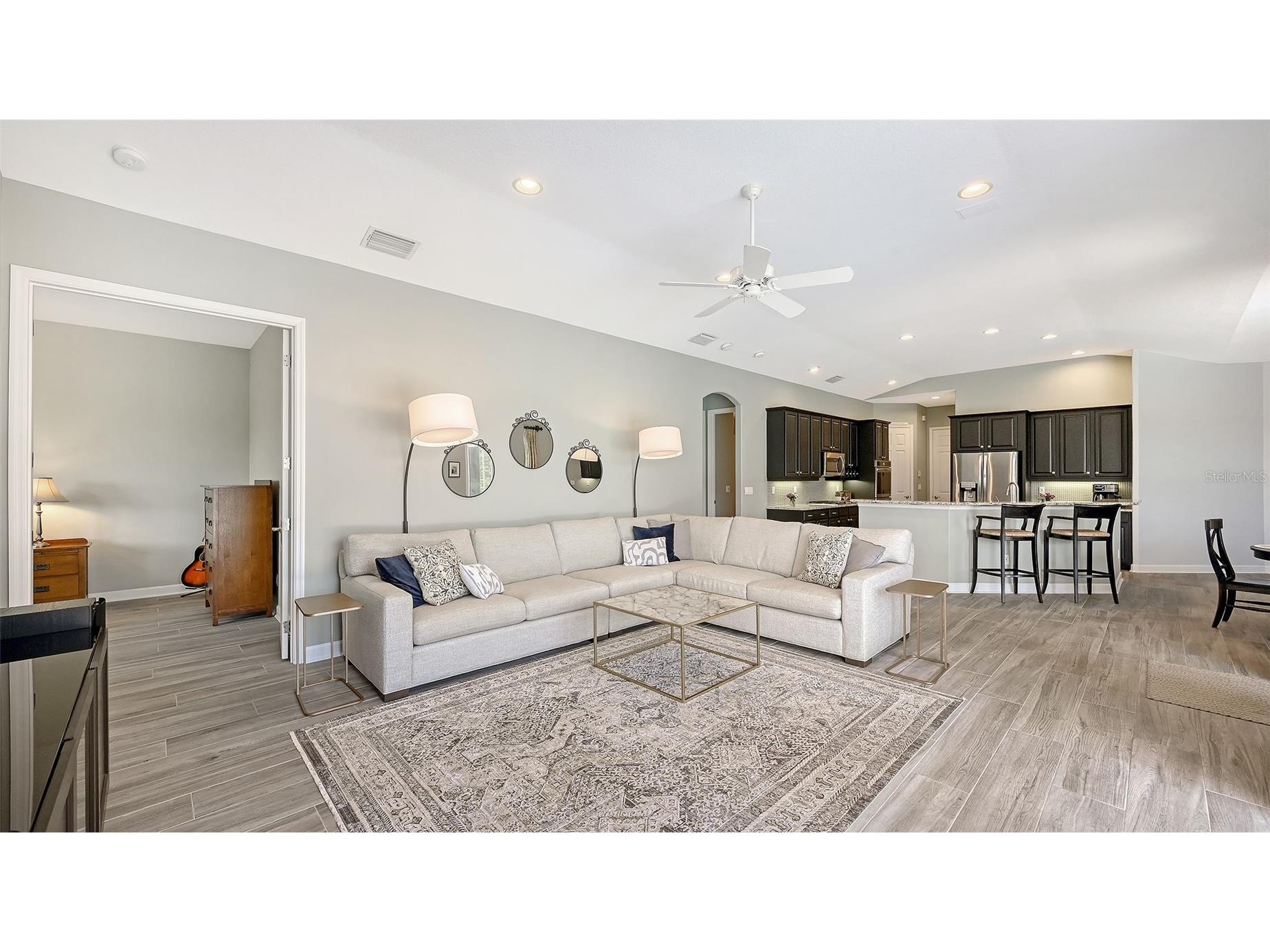 7151 Wainscott Court Sarasota FL 34238 A4695421 image38