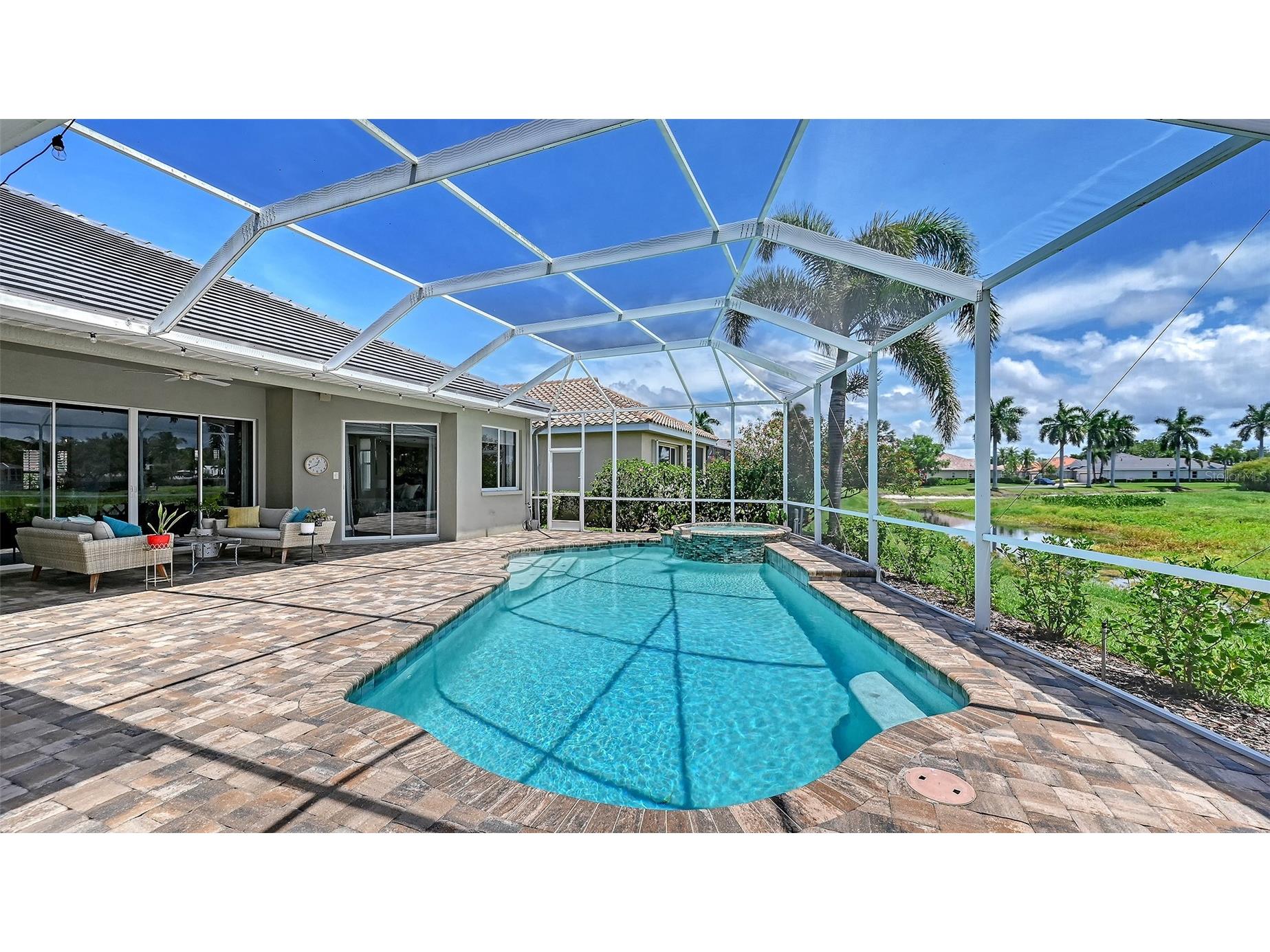 7151 Wainscott Court Sarasota FL 34238 A4695421 image57