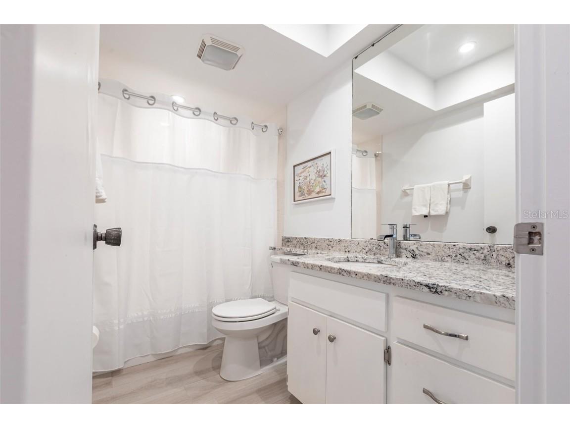 7151 Wood Creek Drive #205 Sarasota FL 34231 A4644169 image17