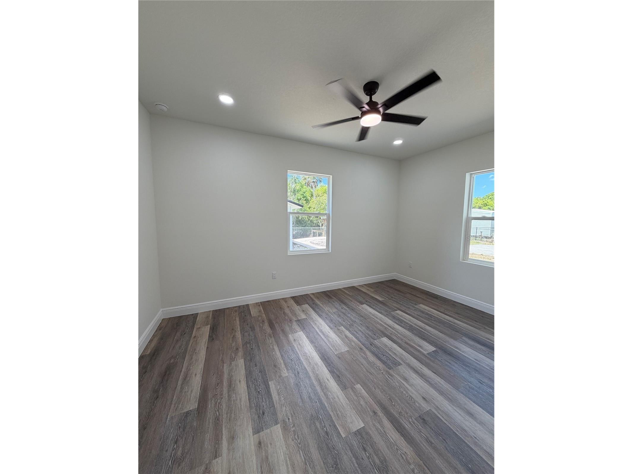 7152 Palm Avenue Leesburg FL 34788 - LAKE GRIFFIN G5112139 image11
