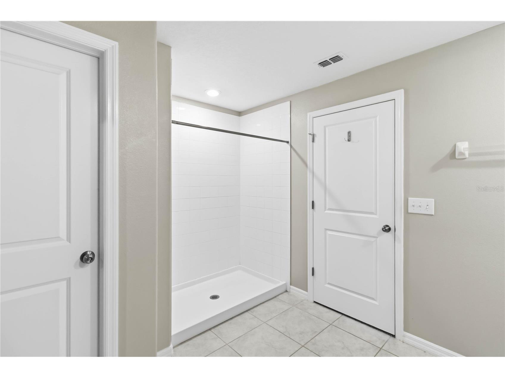 7152 Samuel Ivy Drive Tampa FL 33619 TB8492392 image11