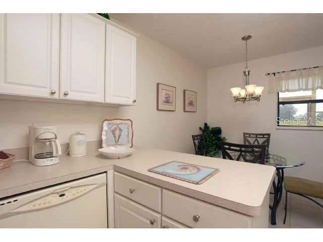 7153 W Country Club Drive N #146 Sarasota FL 34243 A4443854 image6