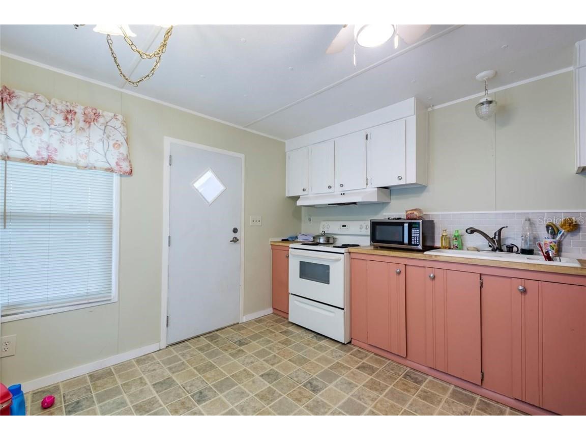 7154 El Meyers Street Zephyrhills FL 33541 TB8461411 image4