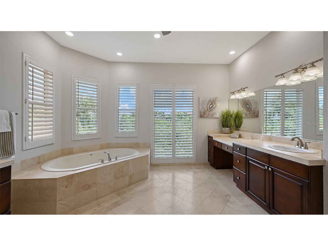 7154 Hawks Harbor Circle Bradenton FL 34207 A4660024 image50