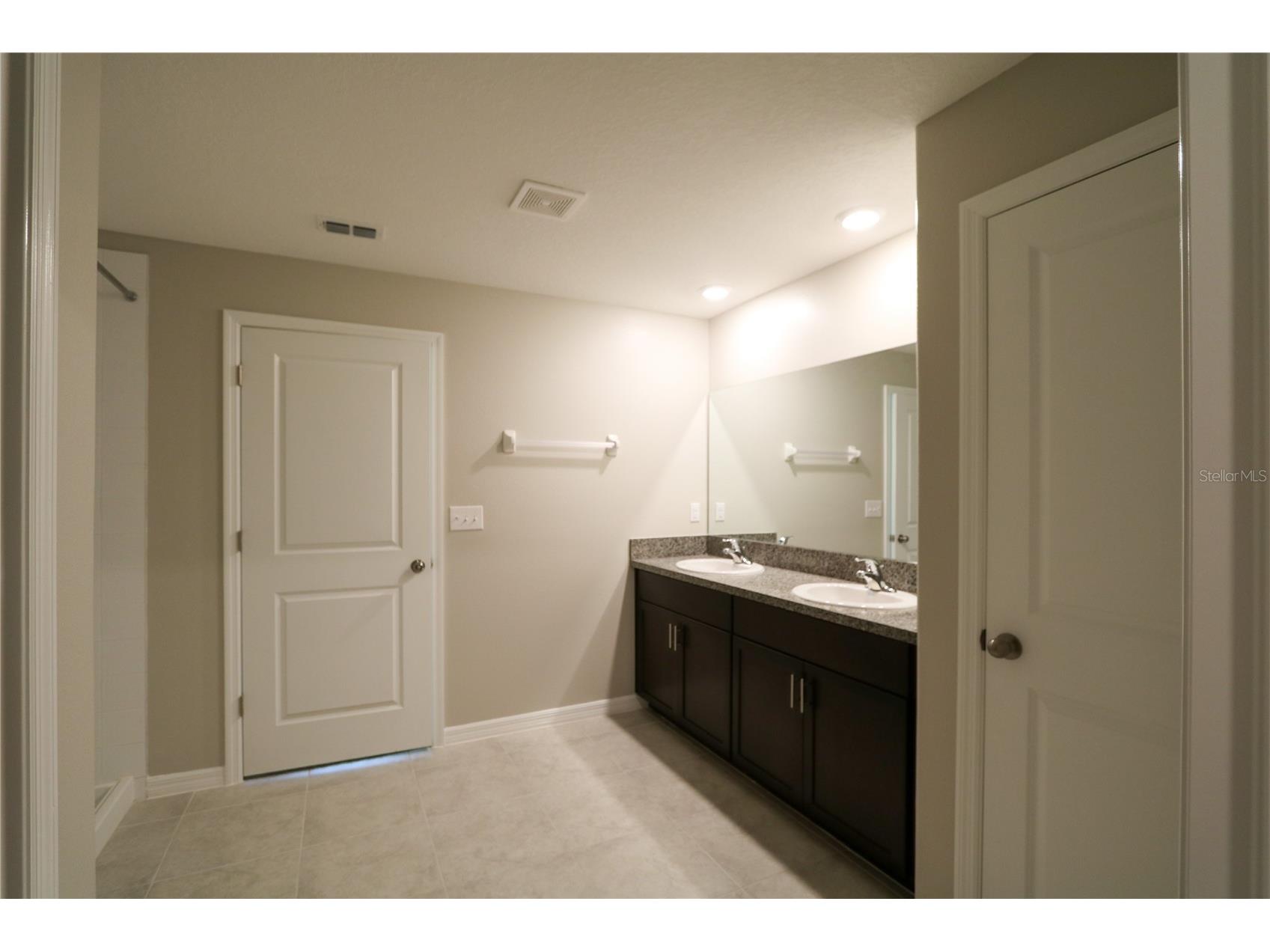 7154 Samuel Ivy Drive Tampa FL 33619 TB8514822 image12