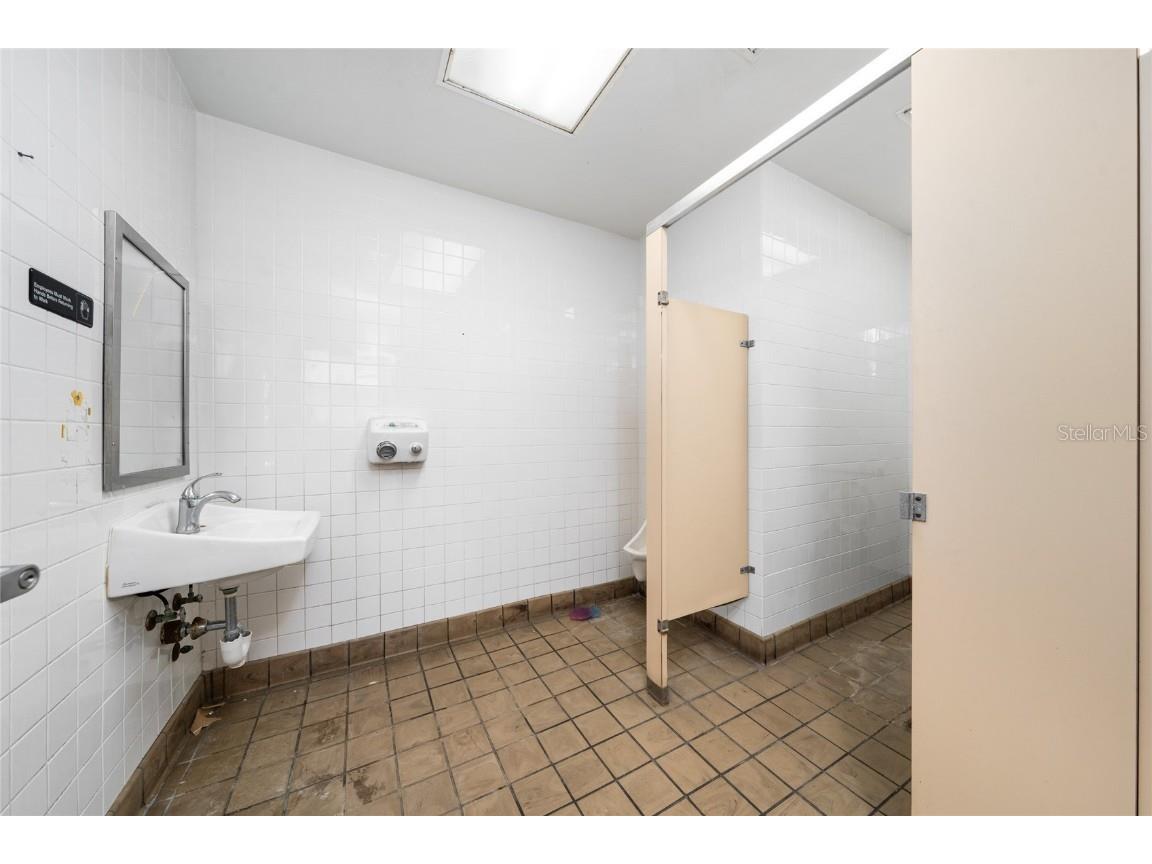 7155 S Orange Blossom Trail Orlando FL 32809 S5140451 image30