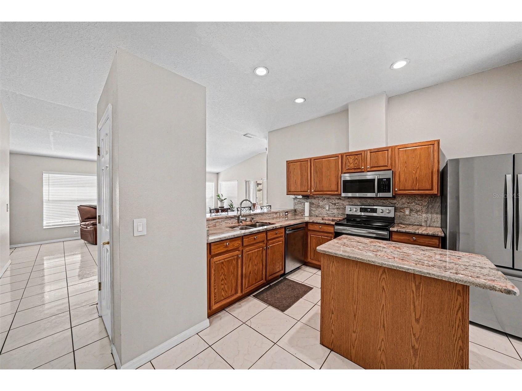 7156 Hamilton Park Boulevard Tampa FL 33615 TB8481565 image13