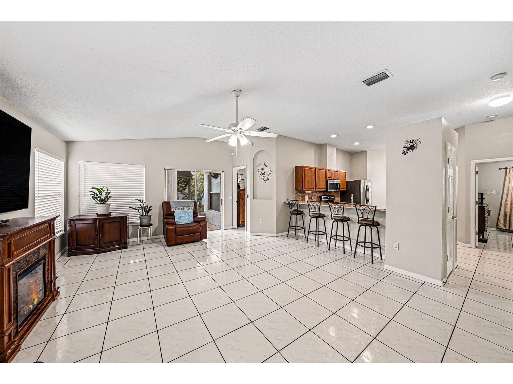 7156 Hamilton Park Boulevard Tampa FL 33615 TB8481565 image6