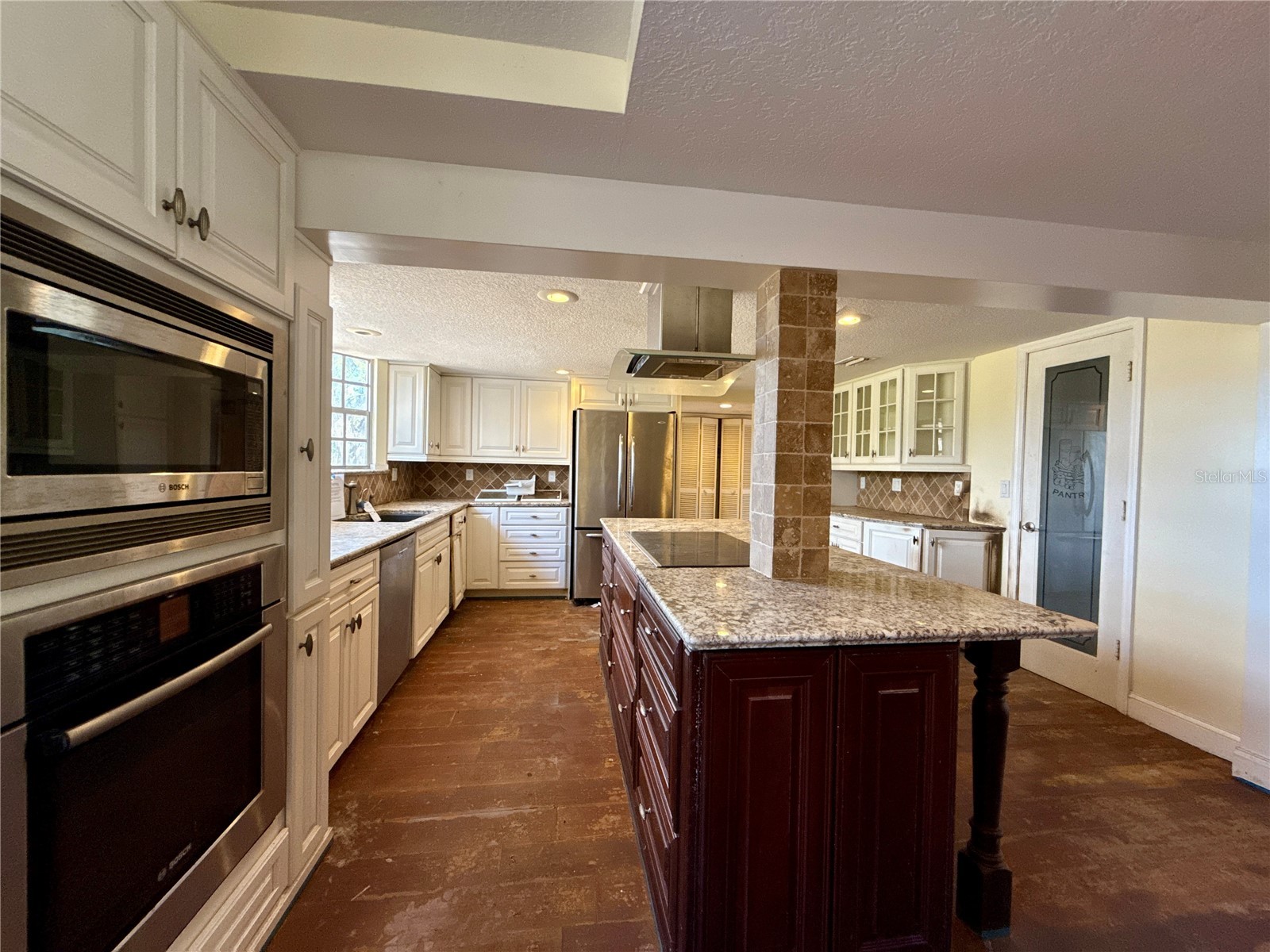 7156 Wilderness Lane Sarasota FL 34240 TB8461141 image3