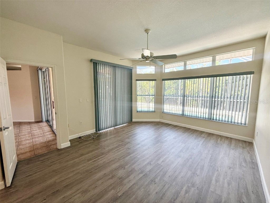 7157 42nd Court E Sarasota FL 34243 A4671181 image30