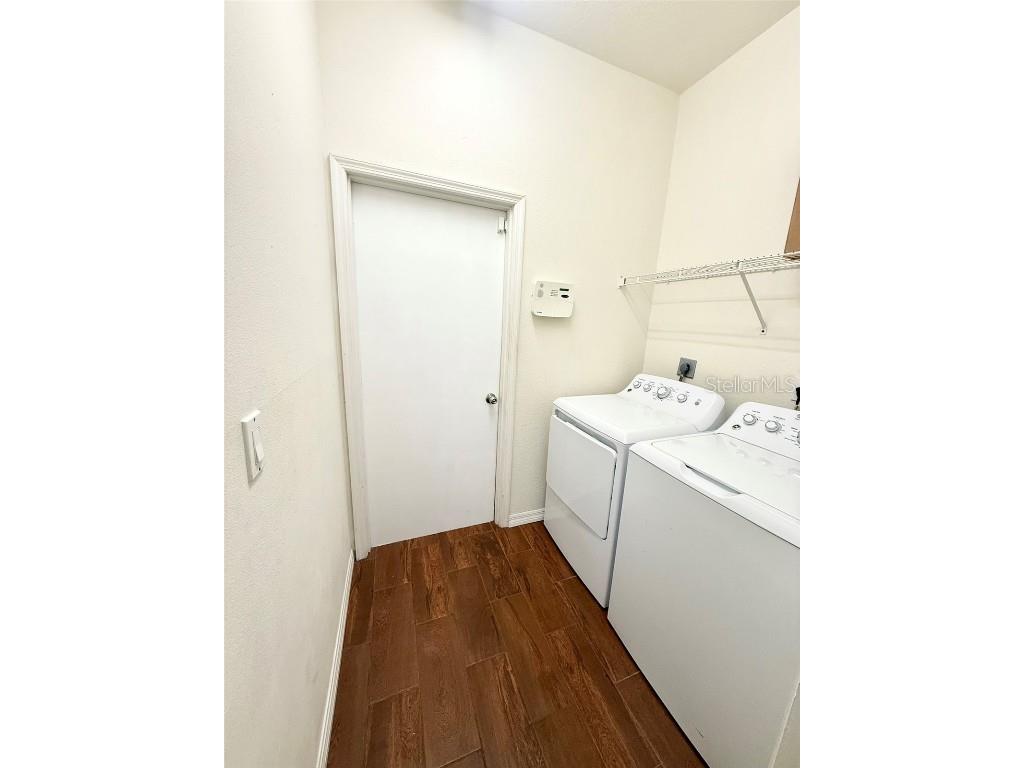 7157 42nd Court E Sarasota FL 34243 A4671181 image46