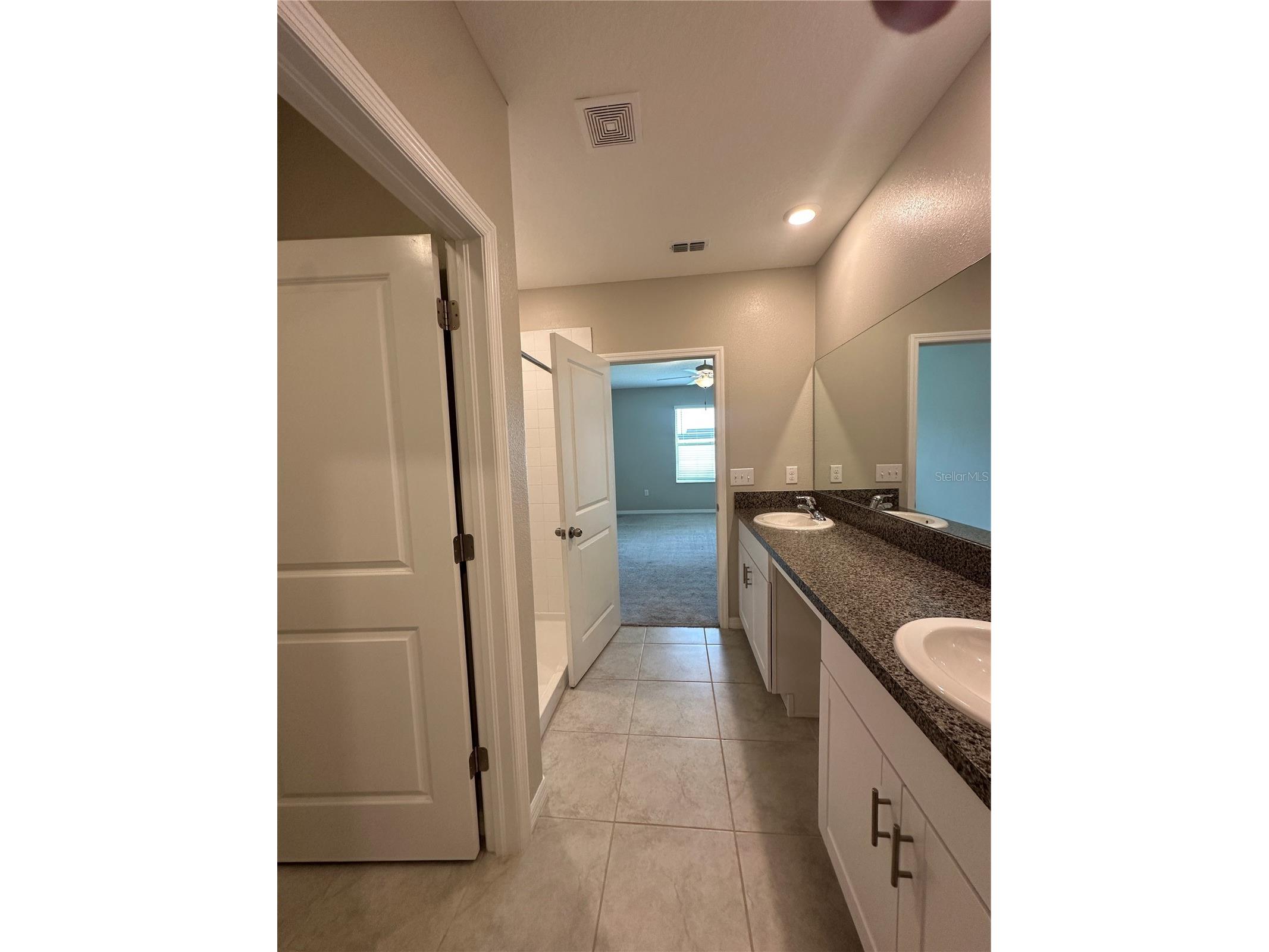 7157 Samuel Ivy Drive Tampa FL 33619 O6391385 image16