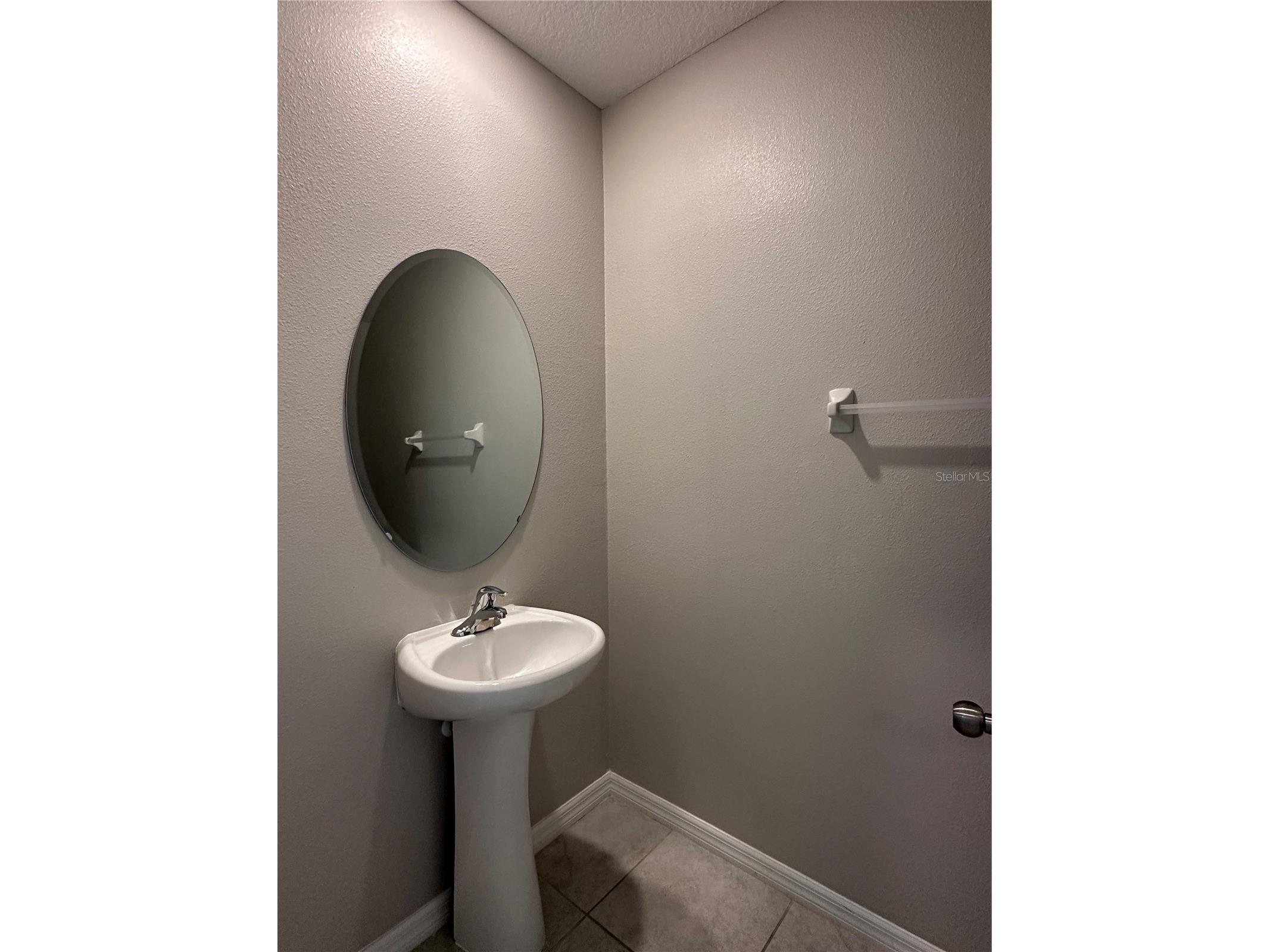 7157 Samuel Ivy Drive Tampa FL 33619 O6391385 image5