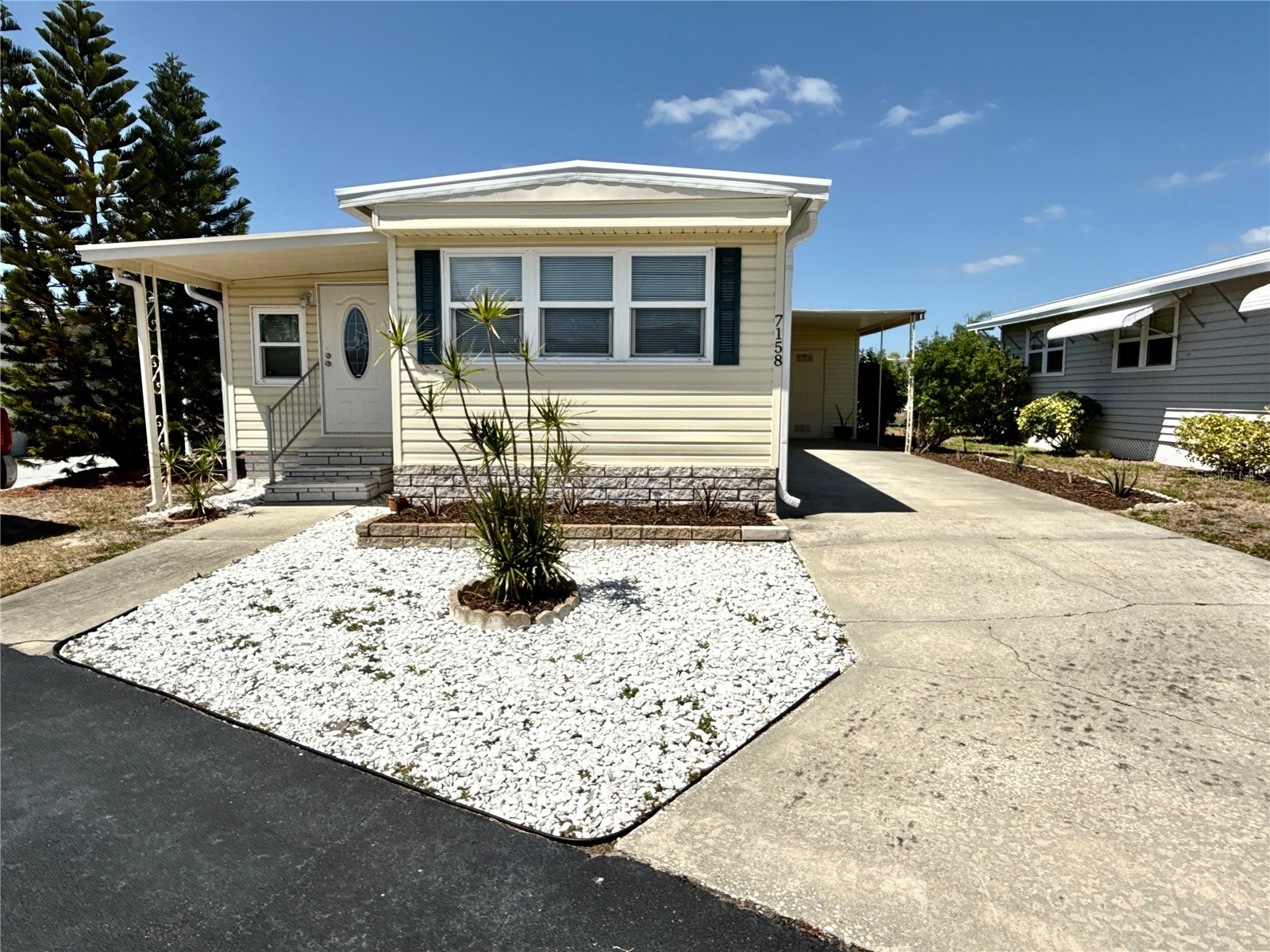 7158 Mount Bristol Boulevard NE #456 Saint Petersburg FL 33702 - TAMPA BAY TB8381661 image1