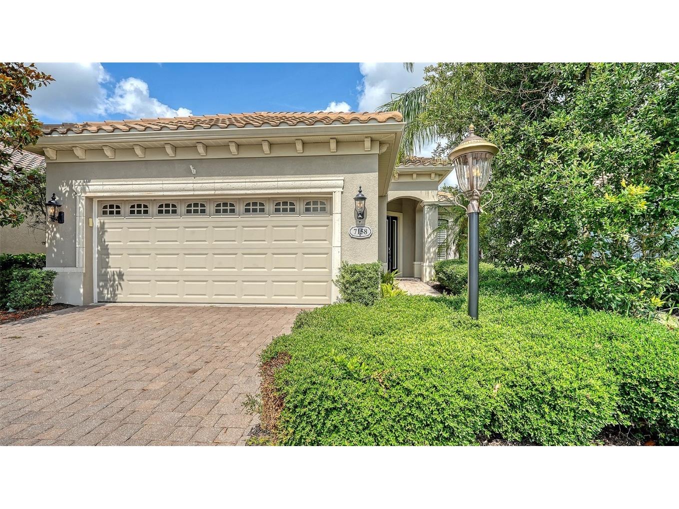 7158 Westhill Court Lakewood Ranch FL 34202 A4647562 image1