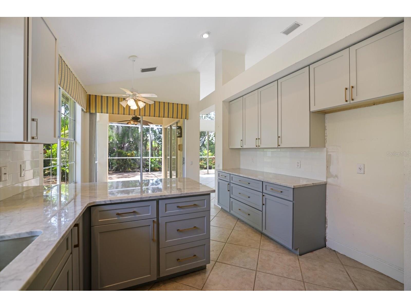 7159 Victoria Circle University Park FL 34201 A4697683 image11