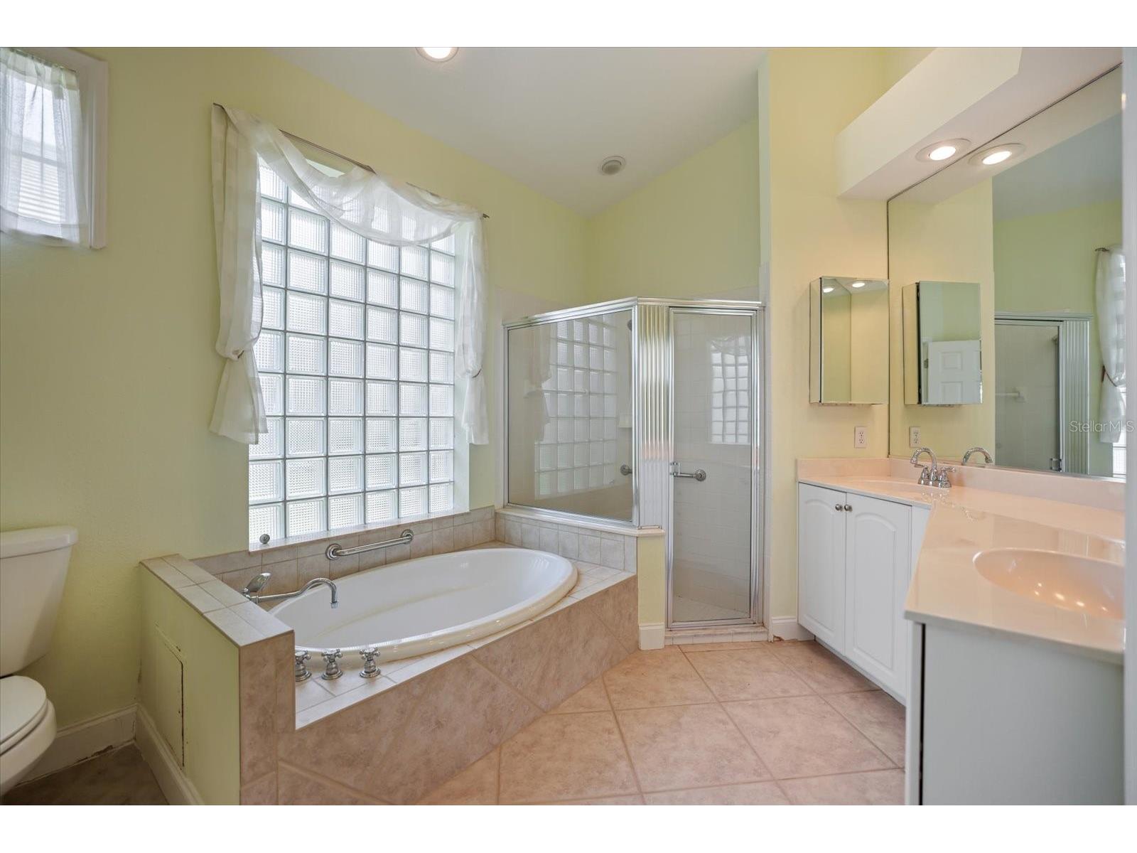 7159 Victoria Circle University Park FL 34201 A4697683 image28