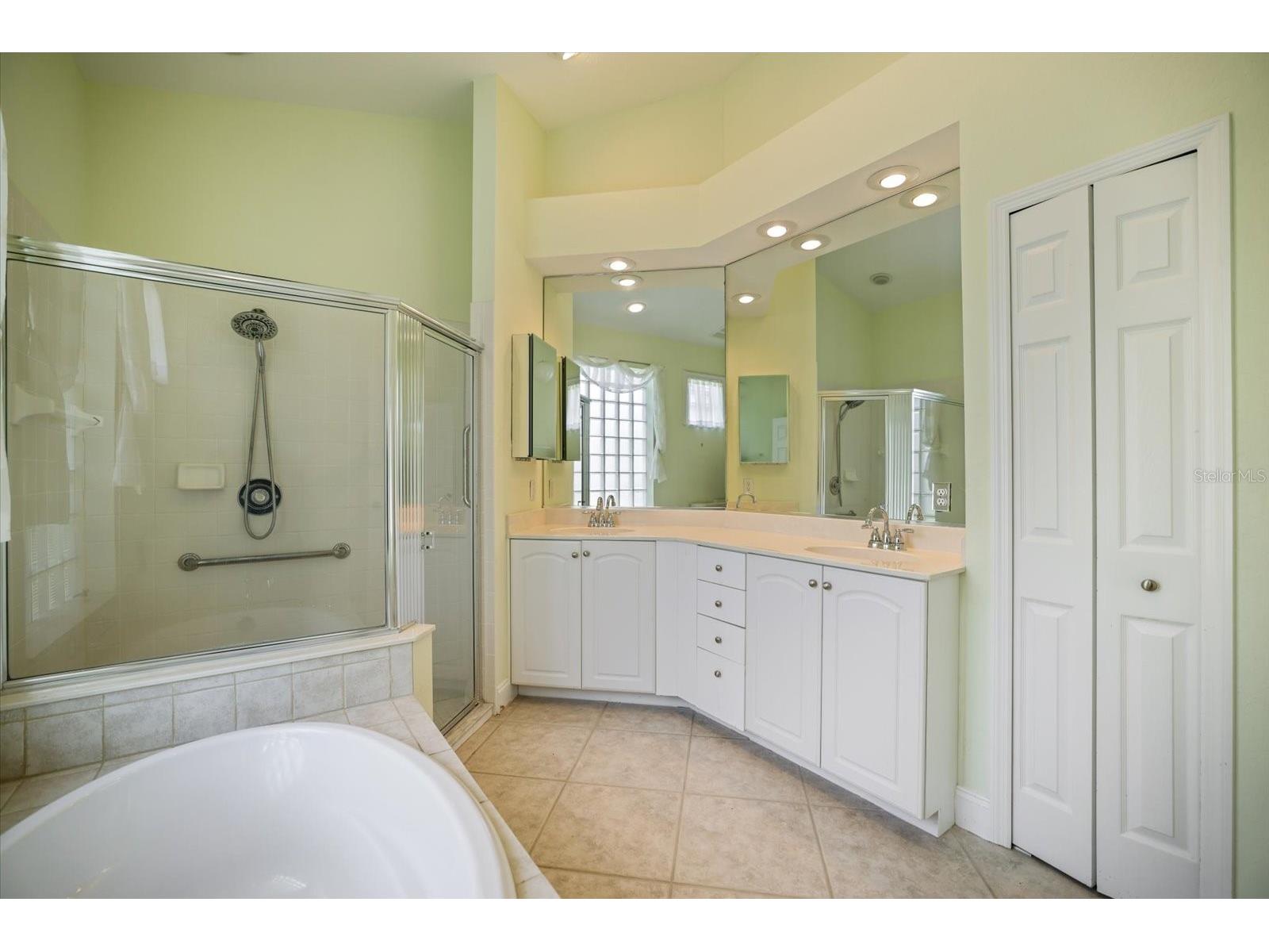 7159 Victoria Circle University Park FL 34201 A4697683 image29